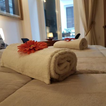 Suite Ottocento Napoletano Naples Exterior photo