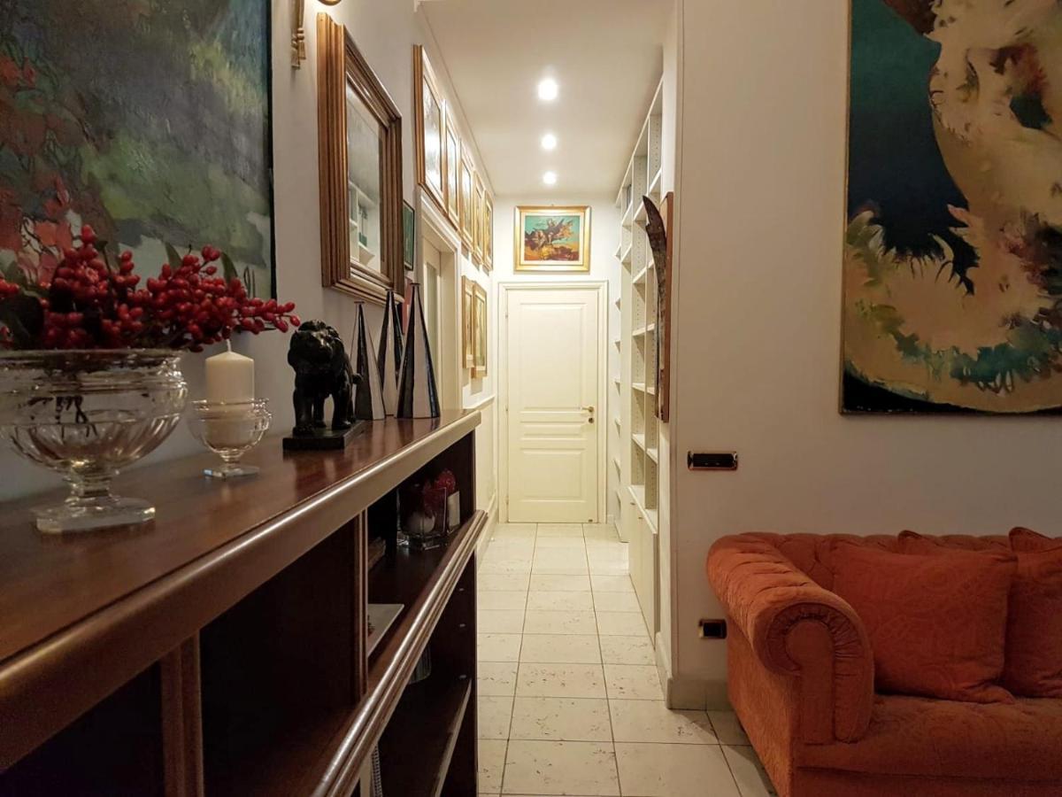 Suite Ottocento Napoletano Naples Exterior photo