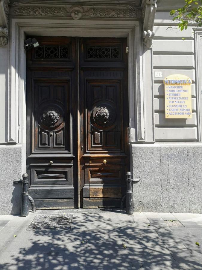 Suite Ottocento Napoletano Naples Exterior photo